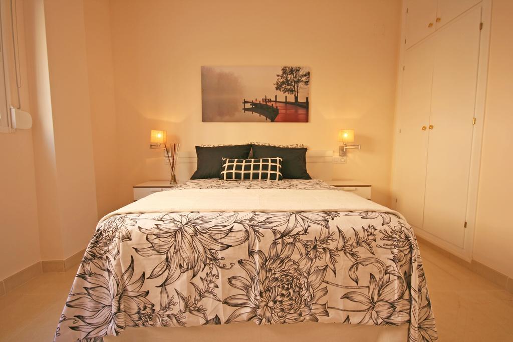 Zamarrilla Apartment Malaga Bagian luar foto